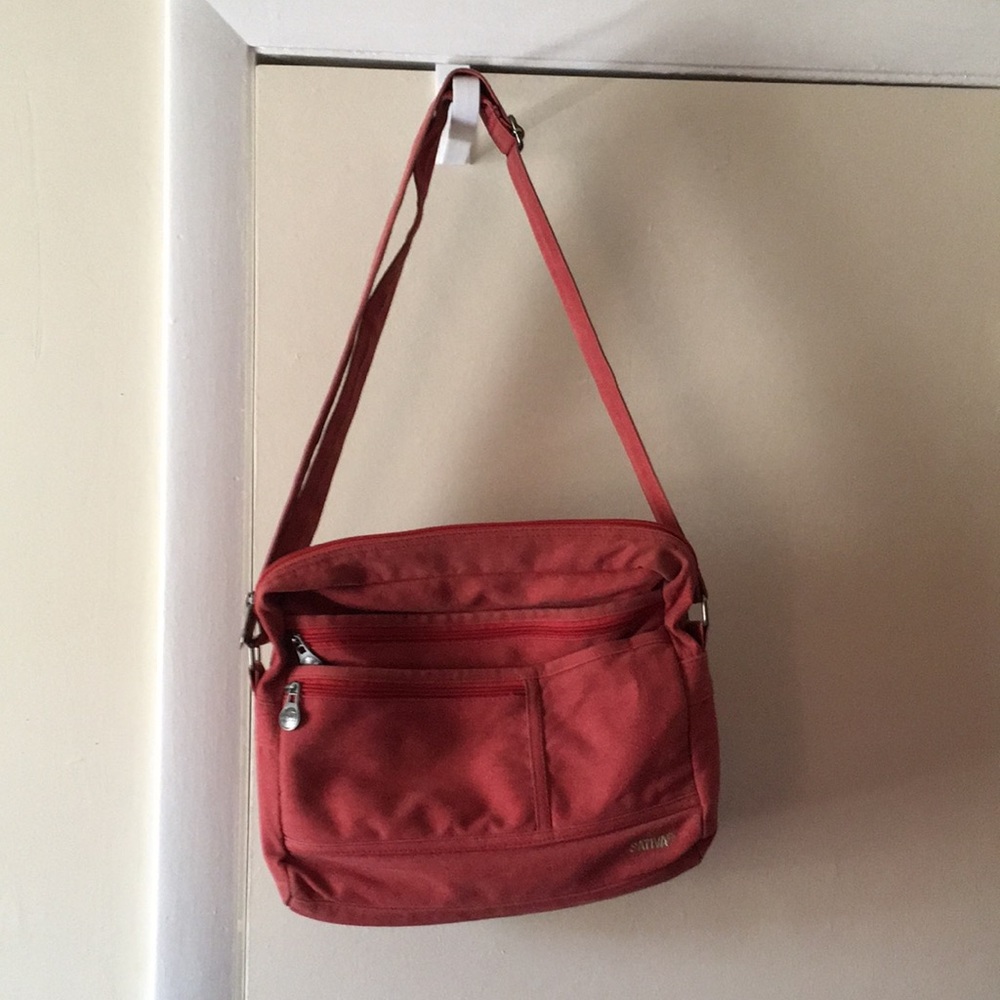 Sativa Hemp shoulder bag